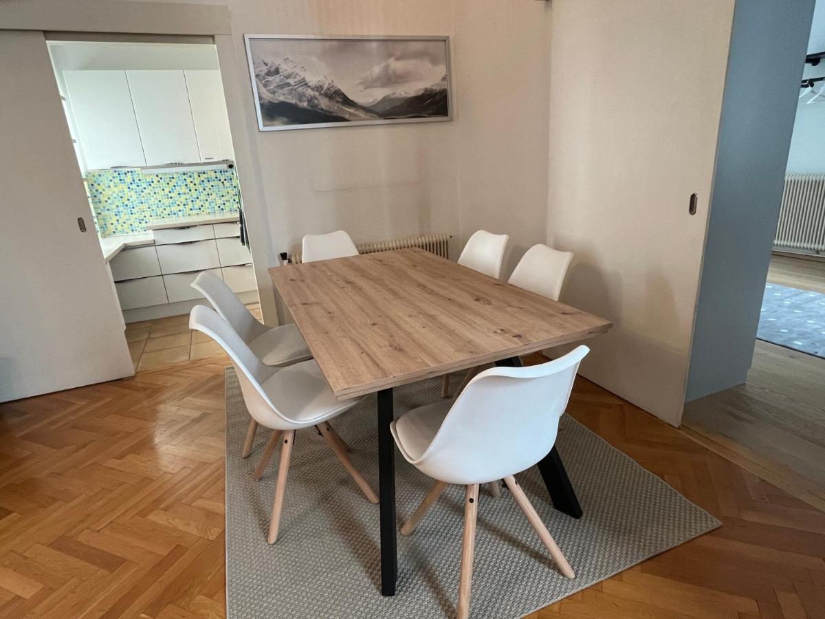 Stylish Apt Near Urania 1Br Apartment Виена Екстериор снимка
