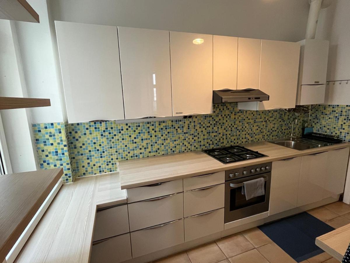Stylish Apt Near Urania 1Br Apartment Виена Екстериор снимка